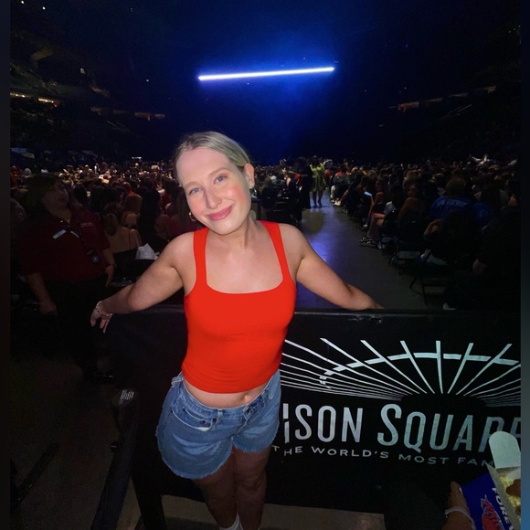 Square Neck Tank Top - Picture 3 of 6